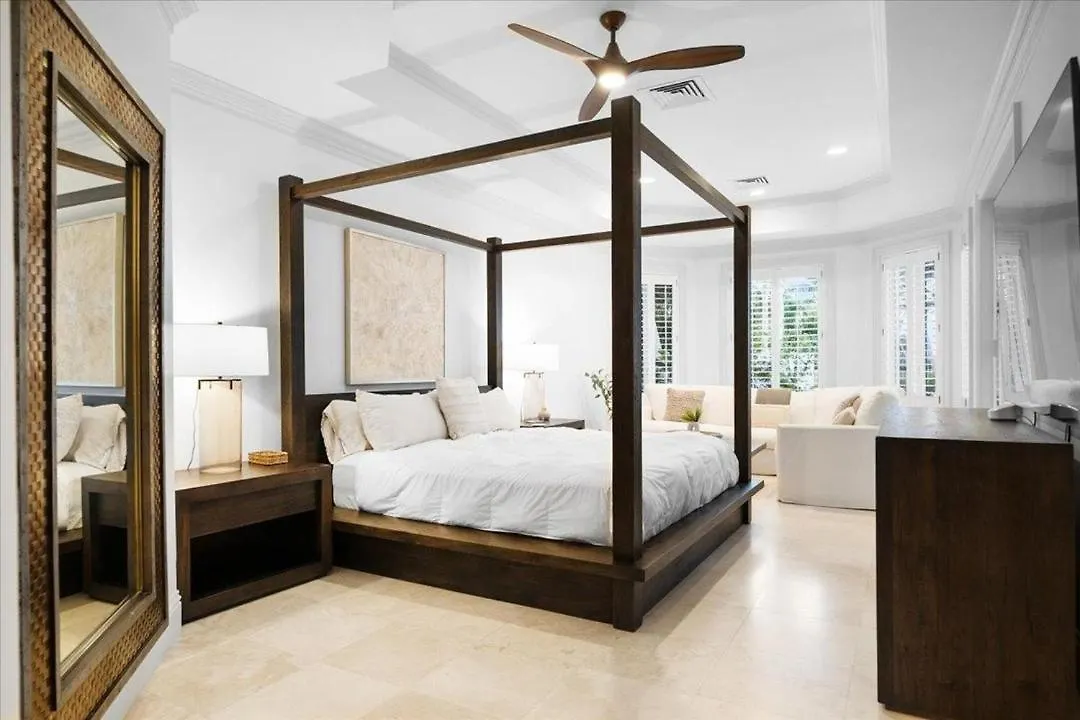 Luxury Villa In Nassau 0*,  Bahamas